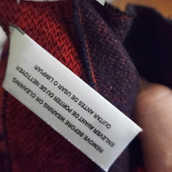 Calvin Klein Logo Black Red Knit Fringe Scarf 70"x11" - Picture 5 of 5